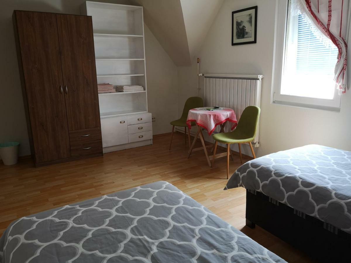 Family Room For 4-6 Person Budapeste Exterior foto